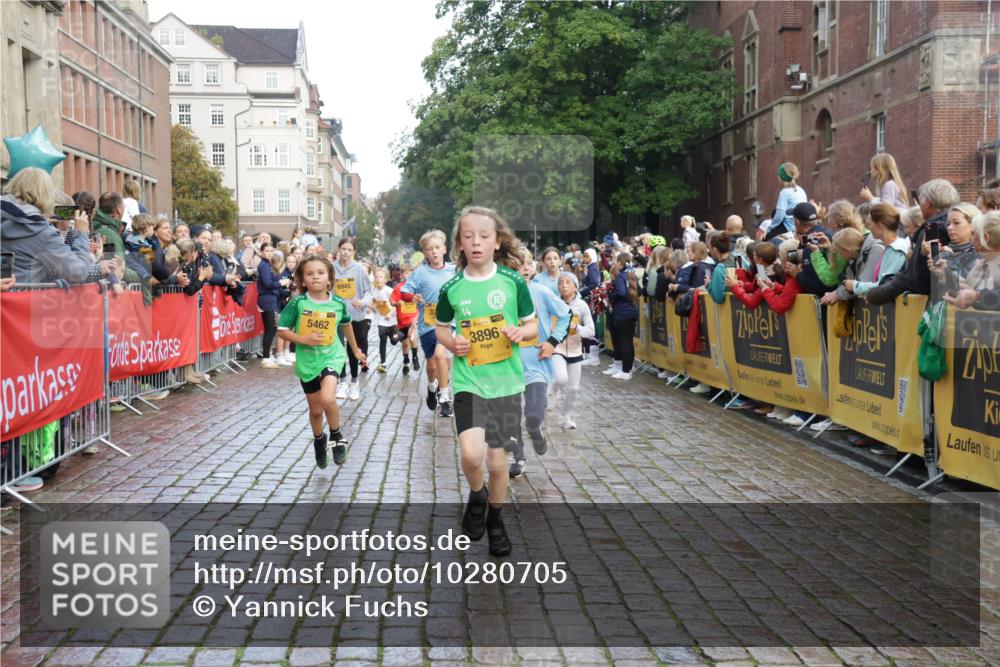 13.09.2026 - Kiel Lauf Yannick Fuchs http://msf.ph/oto/10280705 13.09.2026 08:54:08 Ziel 488, 1244, 1540, 2324, 2489, 4618, 4717, 4956, 5236, 5586, 5993, 6134, 7470, 9291, 9850, 9880, 10775, 10868, 12111, 12112, 12663, 12829, 120, 193, 258, 262, 888, 1149, 1332, 1529, 1823, 2016, 2122, 2141, 2447, 3234, 4607, 4791, 5120, 5432, 5455, 6004, 6267, 6628, 6702, 6733, 7341, 7815, 8006, 8024, 8332, 8525, 8671, 8968, 9266, 9816, 10726, 10997, 11170, 11593, 11830, 12511, 12548, 12711, 12828, 241, 1218, 1463, 2610, 2742, 3211, 3896, 4059, 4494 meine-sportfotos.de