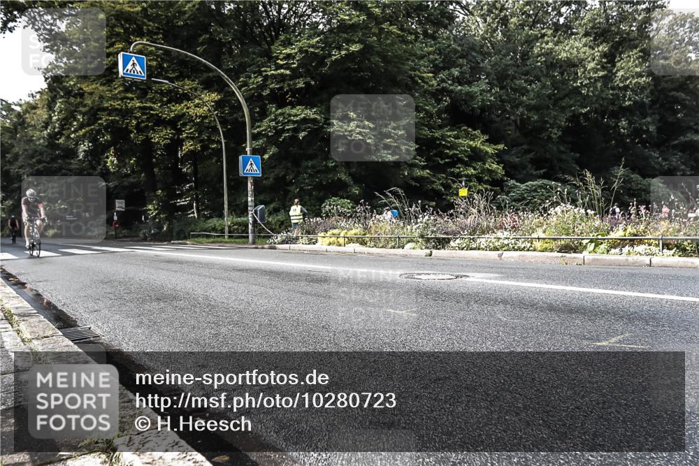 13.09.2026 - Stadtparktriathlon H.Heesch http://msf.ph/oto/10280723 13.09.2026 10:45:09 Radfahren 518, 524, 534, 584 meine-sportfotos.de
