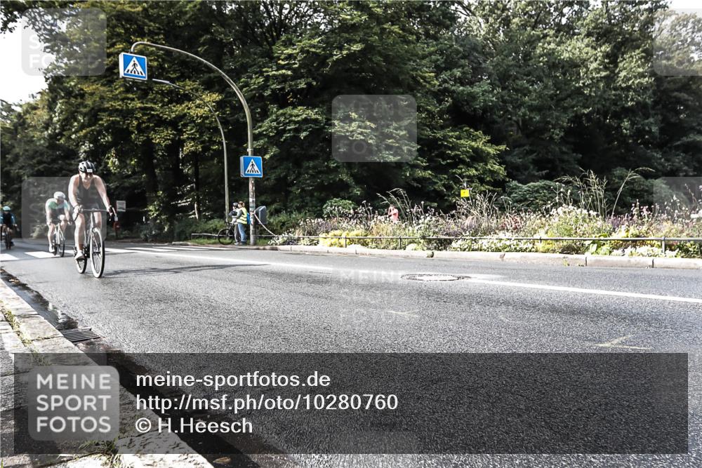 13.09.2026 - Stadtparktriathlon H.Heesch http://msf.ph/oto/10280760 13.09.2026 10:45:19 Radfahren 398, 434, 490, 519 meine-sportfotos.de