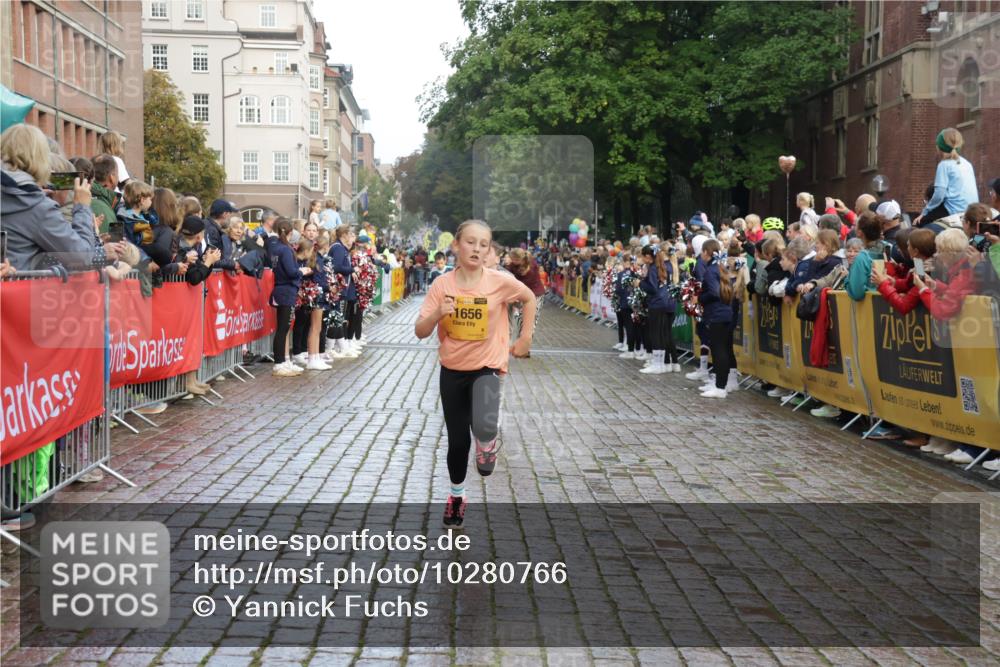 13.09.2026 - Kiel Lauf Yannick Fuchs http://msf.ph/oto/10280766 13.09.2026 08:54:13 Ziel 488, 1463, 1540, 2489, 2610, 4059, 4618, 4717, 5236, 5993, 6134, 7470, 9291, 9447, 9850, 9880, 10775, 10868, 10920, 11468, 11672, 11840, 12111, 12112, 120, 193, 258, 262, 888, 1149, 1244, 1332, 1529, 1823, 2122, 2141, 2324, 2447, 3234, 4607, 4791, 4956, 5120, 5432, 5586, 6267, 6628, 6702, 6733, 7341, 7815, 8006, 8024, 8332, 8671, 8968, 9266, 9816, 9880, 10726, 10997, 11170, 11593, 12511, 12548, 12663, 12711, 12828, 12829, 241, 1218, 2742, 3211, 3896, 3936, 4494 meine-sportfotos.de