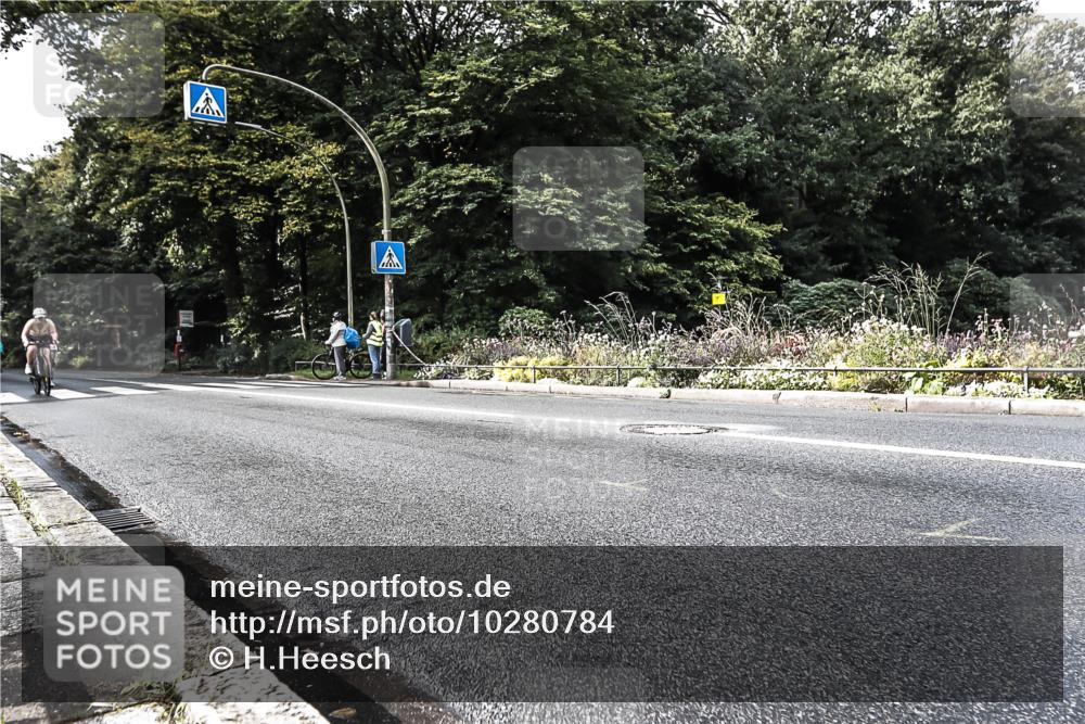 13.09.2026 - Stadtparktriathlon H.Heesch http://msf.ph/oto/10280784 13.09.2026 10:45:26 Radfahren 346, 439, 449, 497, 505 meine-sportfotos.de