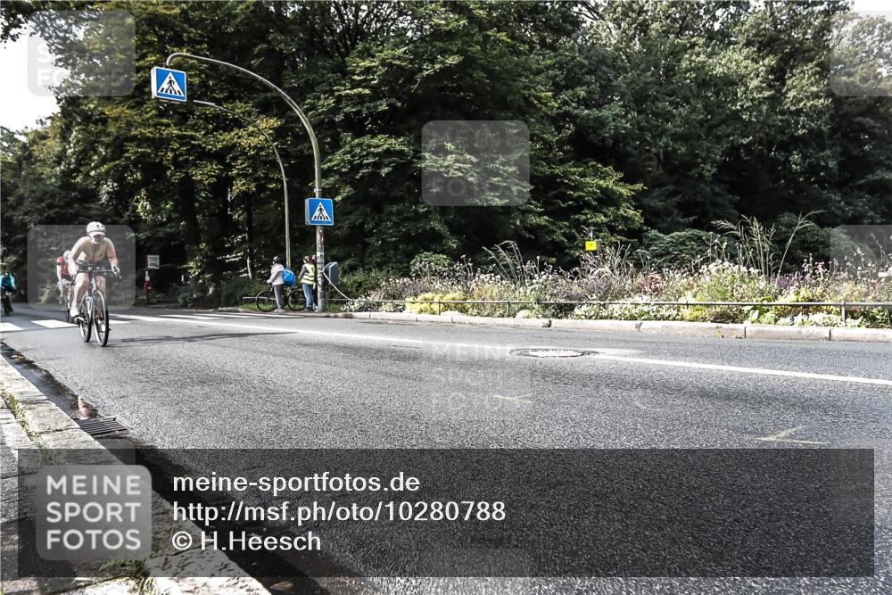 13.09.2026 - Stadtparktriathlon H.Heesch http://msf.ph/oto/10280788 13.09.2026 10:45:27 Radfahren 346, 439, 449, 497, 505 meine-sportfotos.de