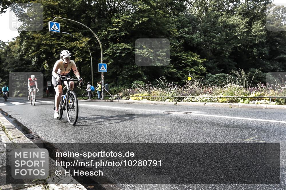 13.09.2026 - Stadtparktriathlon H.Heesch http://msf.ph/oto/10280791 13.09.2026 10:45:27 Radfahren 346, 439, 449, 497, 505 meine-sportfotos.de