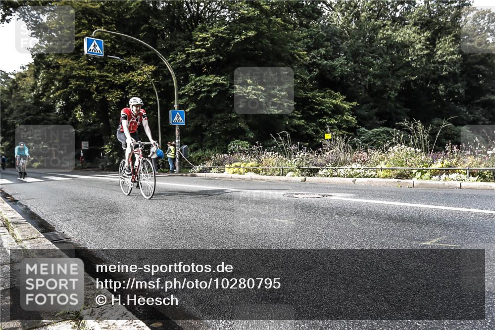 13.09.2026 - Stadtparktriathlon H.Heesch http://msf.ph/oto/10280795 13.09.2026 10:45:28 Radfahren 346, 370, 439, 449, 497, 564 meine-sportfotos.de