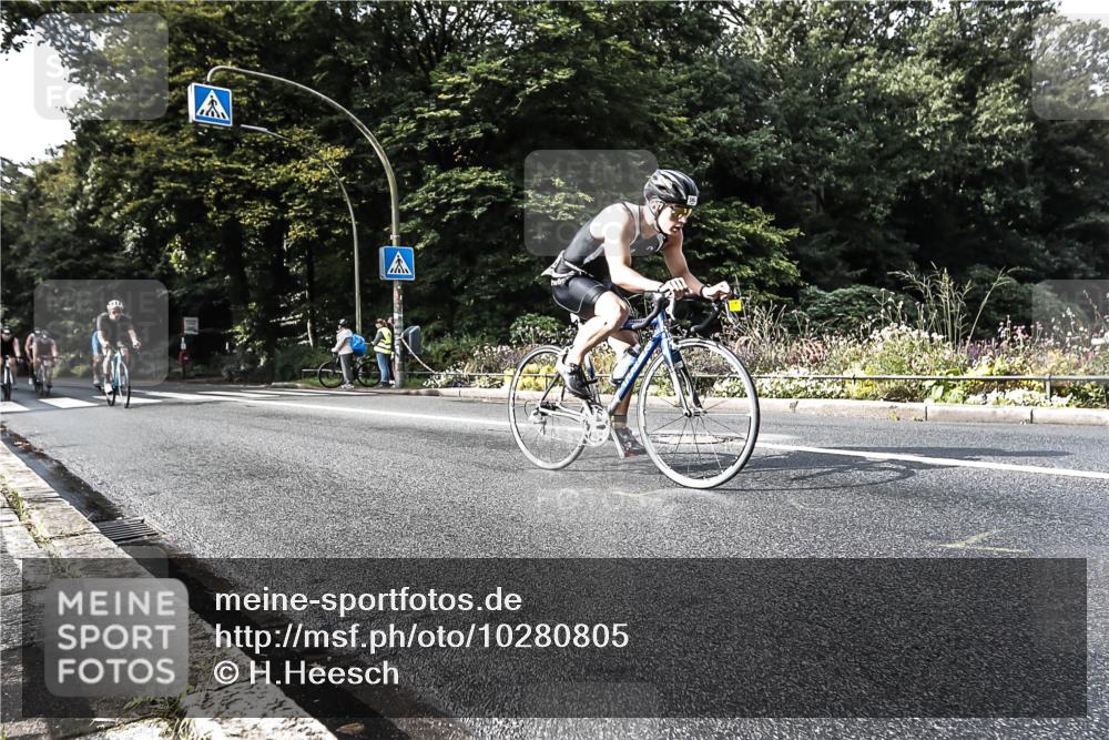 13.09.2026 - Stadtparktriathlon H.Heesch http://msf.ph/oto/10280805 13.09.2026 10:45:31 Radfahren 346, 370, 419, 452, 484, 497, 504, 523, 553, 564 meine-sportfotos.de