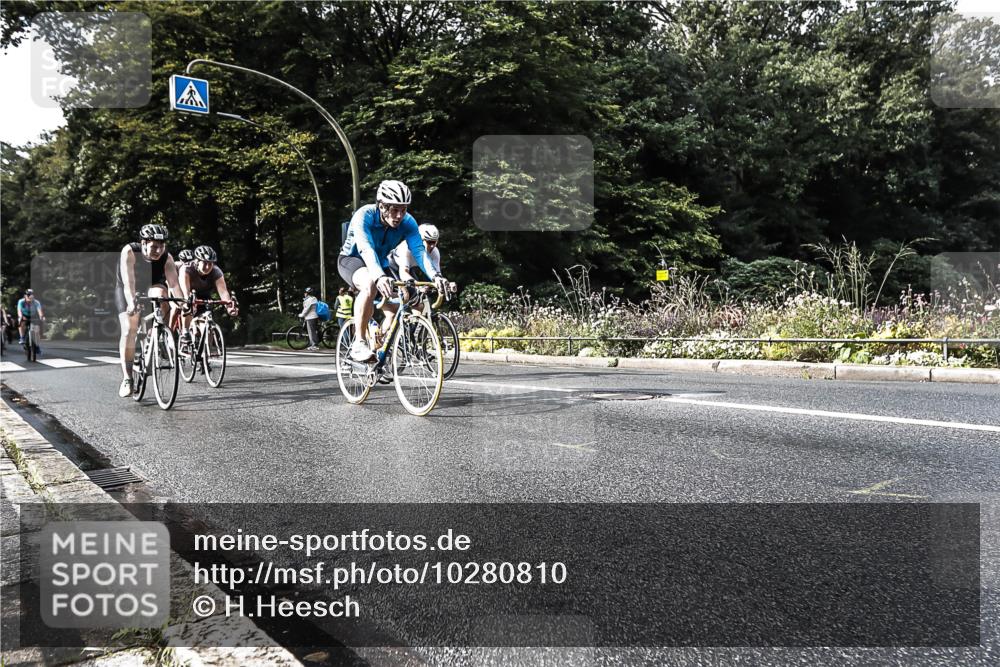 13.09.2026 - Stadtparktriathlon H.Heesch http://msf.ph/oto/10280810 13.09.2026 10:45:33 Radfahren 370, 419, 433, 452, 460, 484, 504, 523, 553, 564 meine-sportfotos.de
