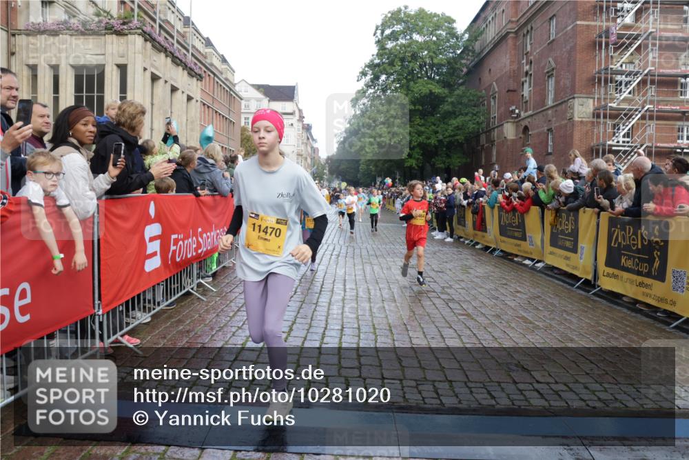 13.09.2026 - Kiel Lauf Yannick Fuchs http://msf.ph/oto/10281020 13.09.2026 08:54:32 Ziel 241, 2542, 2742, 3211, 3896, 3936, 4419, 5462, 5693, 6214, 6740, 6945, 7055, 7774, 8110, 8111, 8545, 8670, 9698, 9714, 10937, 11656, 120, 488, 1218, 1244, 1463, 1540, 2122, 2324, 2489, 2610, 4059, 4494, 4618, 4717, 4731, 4956, 5041, 5236, 5586, 5993, 6030, 6134, 6214, 6618, 7470, 9291, 9447, 9714, 9850, 9880, 10775, 10868, 10920, 11468, 11672, 11840, 12111, 12112, 12663, 12829, 159, 561, 820, 1701, 2139, 2770, 4227, 120, 2122 meine-sportfotos.de