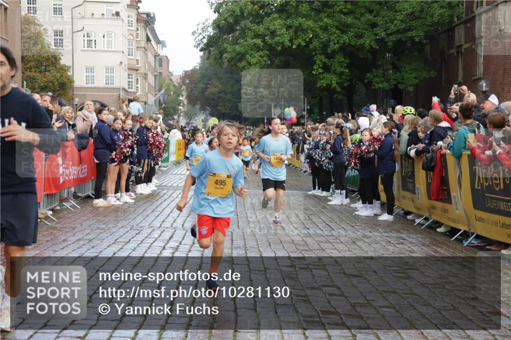 13.09.2026 - Kiel Lauf Yannick Fuchs http://msf.ph/oto/10281130 13.09.2026 08:54:44 Ziel 159, 561, 820, 1701, 2139, 2542, 2754, 2770, 3457, 4227, 5454, 6574, 6737, 7877, 8670, 8850, 9045, 9533, 9698, 10279, 10447, 10488, 11133, 11263, 11433, 12654, 241, 1218, 1463, 1540, 2610, 2742, 3211, 3896, 3936, 4059, 4419, 4494, 4618, 4717, 4731, 5041, 5462, 5693, 6030, 6134, 6214, 6618, 6740, 6945, 7055, 7774, 8110, 8111, 8545, 9291, 9447, 9714, 10920, 10937, 11468, 11656, 11672, 11840, 495, 744, 889, 1450, 2699, 2773, 4069, 4348, 6607 meine-sportfotos.de