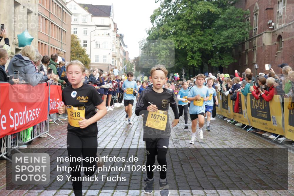13.09.2026 - Kiel Lauf Yannick Fuchs http://msf.ph/oto/10281295 13.09.2026 08:54:57 Ziel 495, 561, 744, 820, 2699, 2770, 2773, 4069, 4227, 4348, 4828, 6607, 9163, 10279, 10447, 11133, 11330, 11464, 11470, 11780, 159, 241, 1701, 2139, 2542, 2742, 2754, 2770, 3211, 3457, 3896, 3936, 4227, 4419, 5454, 5462, 5693, 6214, 6574, 6737, 6740, 6945, 7055, 7774, 7877, 8110, 8111, 8545, 8670, 8850, 9045, 9533, 9698, 9714, 10279, 10447, 10488, 10937, 11133, 11263, 11433, 11656, 12654, 114, 471, 889, 1450, 1489, 1768, 3218, 3219, 3863, 5860, 6206, 7222, 8546 meine-sportfotos.de
