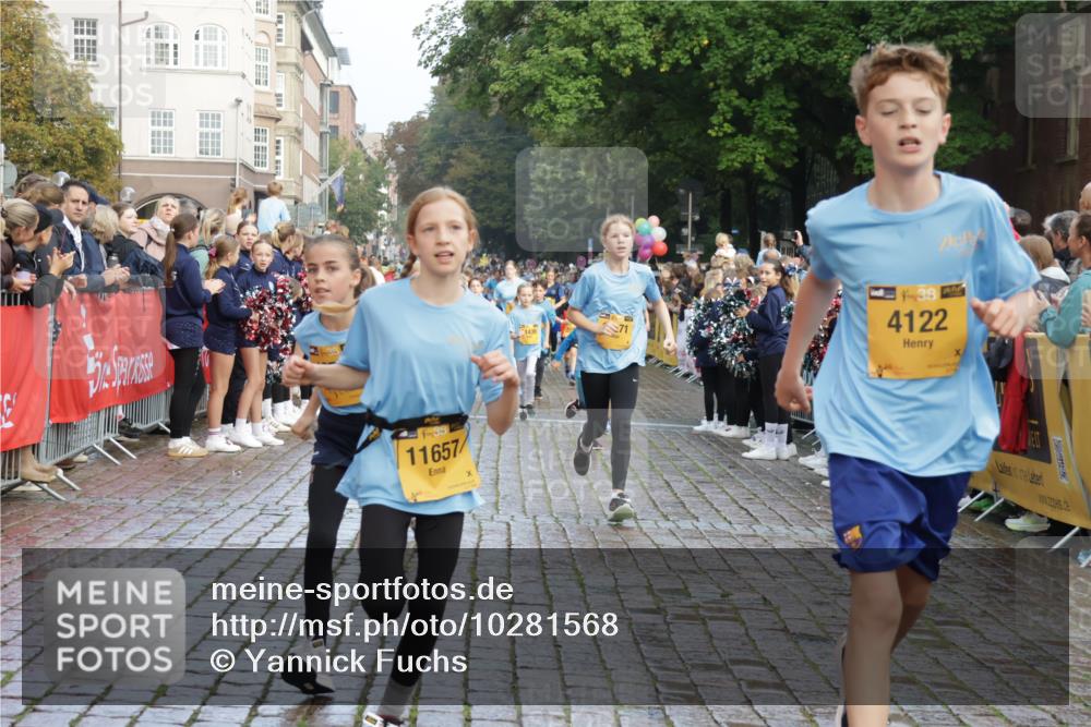 13.09.2026 - Kiel Lauf Yannick Fuchs http://msf.ph/oto/10281568 13.09.2026 08:55:19 Ziel 114, 589, 1106, 1109, 1297, 1489, 1768, 2023, 2026, 2272, 2932, 3218, 3219, 3356, 3693, 4359, 4760, 4761, 5225, 5860, 6206, 6268, 7072, 7222, 8027, 8546, 9216, 10222, 10604, 10716, 10817, 10822, 11400, 11469, 11573, 12291, 159, 471, 495, 561, 744, 820, 889, 1450, 2699, 2754, 2770, 2773, 3863, 4069, 4227, 4348, 4828, 5212, 5454, 6570, 6607, 6737, 7917, 9045, 9163, 10279, 10447, 10817, 10822, 11071, 11133, 11235, 11330, 11464, 11470, 11780, 12349, 12654, 329, 1952, 2453 meine-sportfotos.de