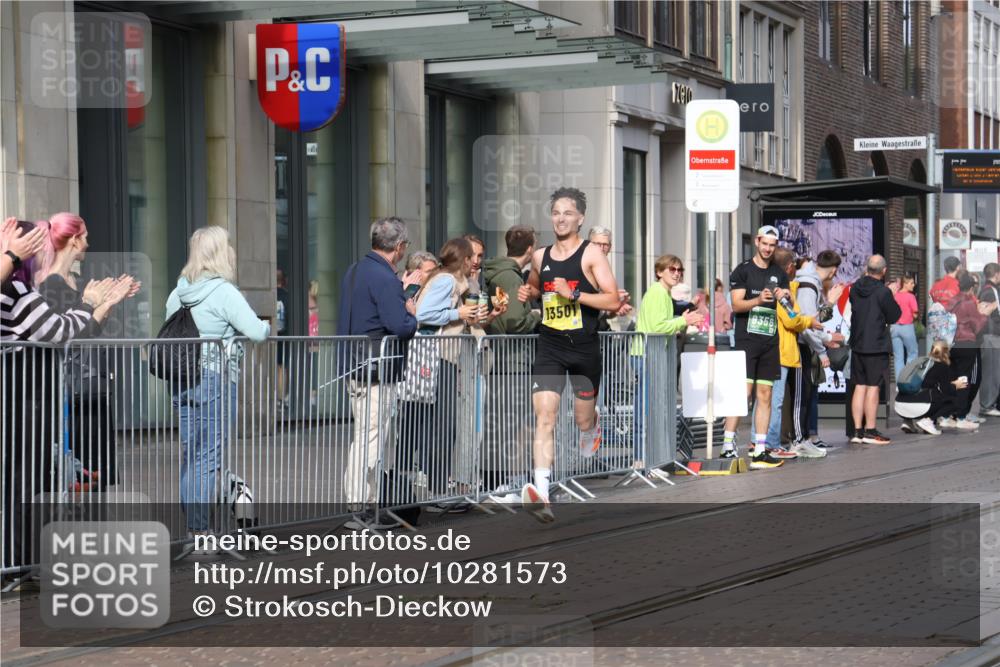 13.09.2026 - 21. swb-Marathon Bremen Strokosch-Dieckow http://msf.ph/oto/10281573 13.09.2026 10:28:12 Ziel 12272, 13515, 13547, 13567, 13635, 13501 meine-sportfotos.de