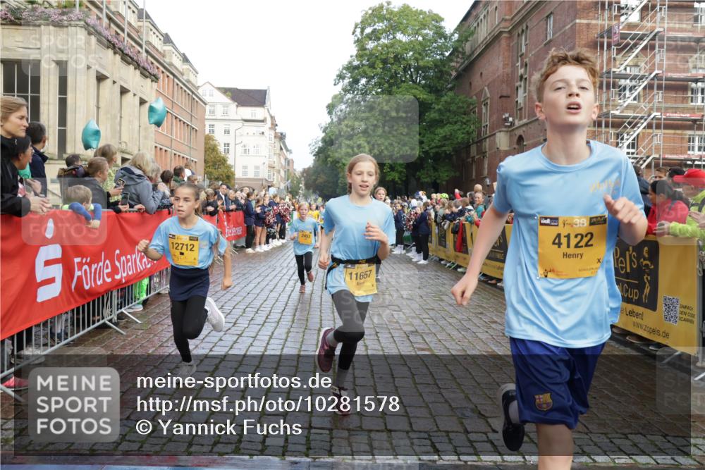13.09.2026 - Kiel Lauf Yannick Fuchs http://msf.ph/oto/10281578 13.09.2026 08:55:20 Ziel 114, 589, 1106, 1109, 1297, 1489, 1768, 2023, 2026, 2272, 2932, 3218, 3219, 3356, 3693, 4359, 4760, 4761, 4966, 5225, 5860, 6206, 6268, 7072, 7222, 8027, 8546, 9216, 10222, 10604, 10716, 11400, 11469, 11573, 159, 471, 495, 561, 744, 820, 889, 1450, 1768, 2699, 2770, 2773, 3219, 3863, 4069, 4227, 4348, 4828, 5212, 5454, 6570, 6607, 7917, 9163, 10279, 10447, 10817, 10822, 11071, 11133, 11235, 11330, 11464, 11470, 11573, 11780, 12349, 12654, 329, 1952, 2453, 561, 820 meine-sportfotos.de
