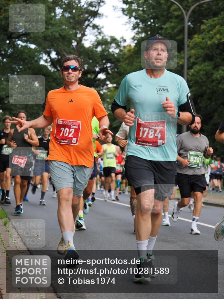 13.09.2026 - 21. swb-Marathon Bremen TobiasT http://msf.ph/oto/10281589 13.09.2026 11:56:04 Laufen 1796, 7368, 702, 1784, 21, 126, 23, 9391 meine-sportfotos.de