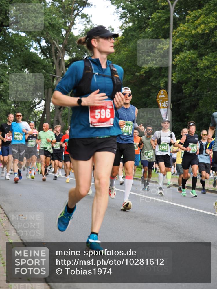 13.09.2026 - 21. swb-Marathon Bremen TobiasT http://msf.ph/oto/10281612 13.09.2026 11:56:11 Laufen 6448, 8540, 3511, 596, 826, 1, 45, 5149 meine-sportfotos.de