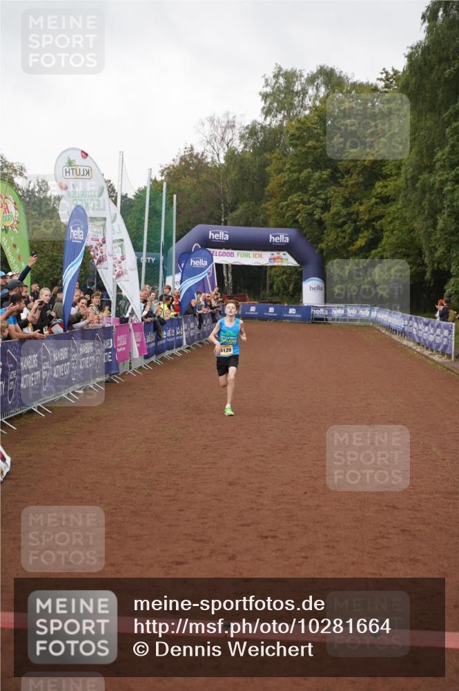 13.09.2026 - Airport Race Dennis Weichert http://msf.ph/oto/10281664 13.09.2026 10:18:07 Ziel  meine-sportfotos.de
