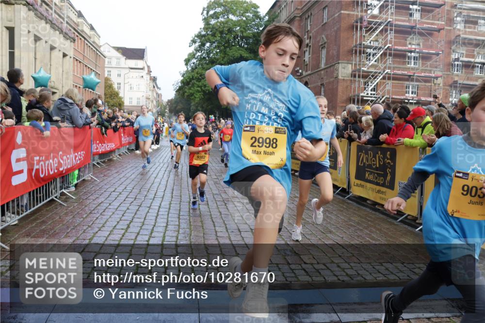 13.09.2026 - Kiel Lauf Yannick Fuchs http://msf.ph/oto/10281670 13.09.2026 08:55:26 Ziel 114, 329, 589, 1106, 1109, 1297, 1489, 1952, 2023, 2026, 2272, 2642, 2932, 3356, 3693, 4359, 4760, 4761, 4966, 5225, 5932, 6268, 7072, 7207, 7222, 7601, 7852, 7907, 8027, 9344, 10222, 10604, 11400, 11469, 12219, 12530, 471, 495, 744, 889, 1450, 1768, 2699, 2773, 3218, 3219, 3863, 4069, 4348, 4828, 5212, 5860, 6206, 6570, 6607, 7222, 7917, 8546, 9163, 9216, 10604, 10716, 10817, 10822, 11071, 11235, 11330, 11470, 11573, 11780, 12349, 277, 1150, 1160, 1310, 2453, 561, 820 meine-sportfotos.de