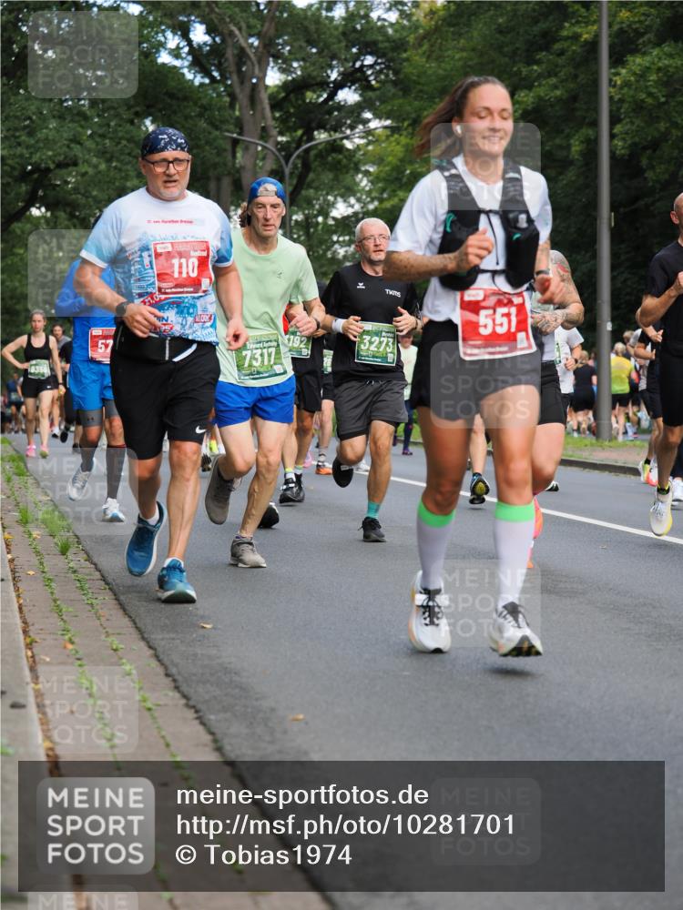 13.09.2026 - 21. swb-Marathon Bremen TobiasT http://msf.ph/oto/10281701 13.09.2026 11:56:38 Laufen 21, 110, 7317, 192, 3273, 551 meine-sportfotos.de