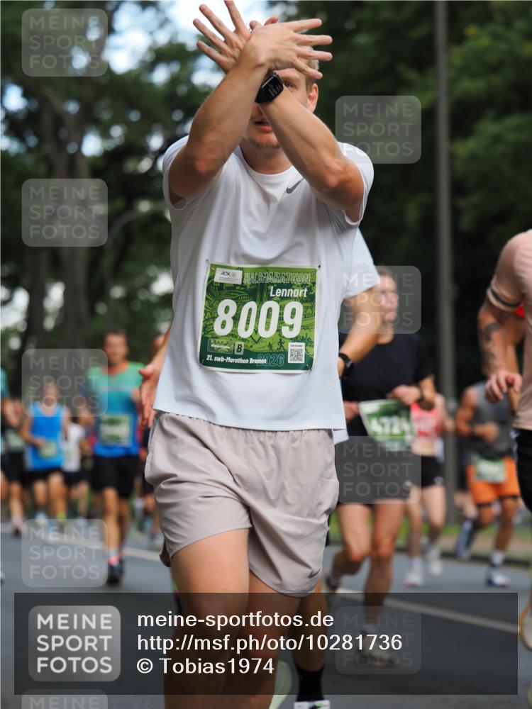 13.09.2026 - 21. swb-Marathon Bremen TobiasT http://msf.ph/oto/10281736 13.09.2026 11:56:55 Laufen 8009, 21, 26, 472 meine-sportfotos.de