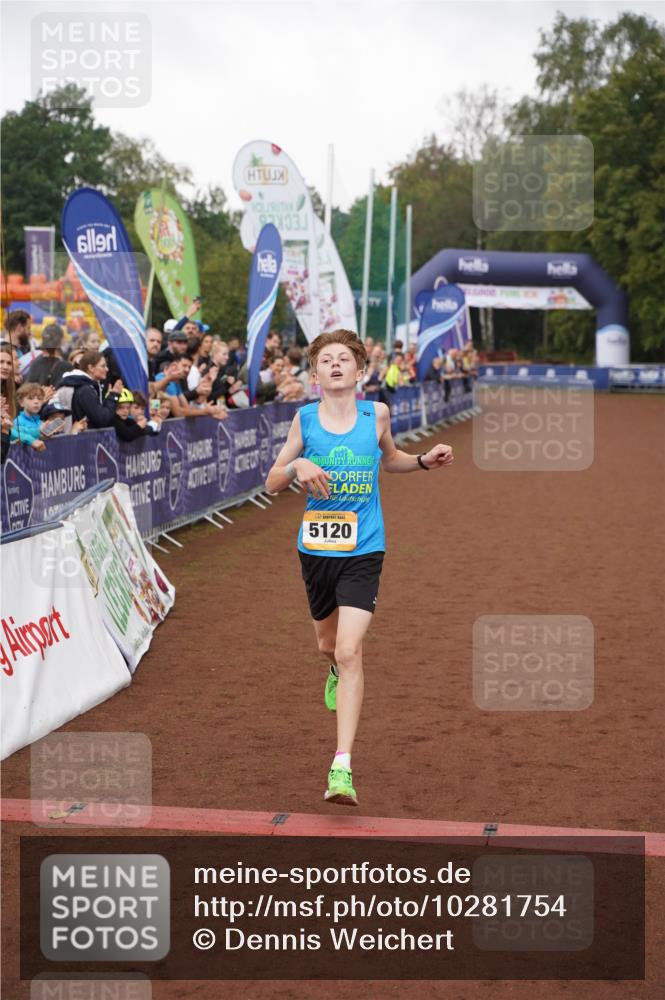 13.09.2026 - Airport Race Dennis Weichert http://msf.ph/oto/10281754 13.09.2026 10:18:10 Ziel  meine-sportfotos.de
