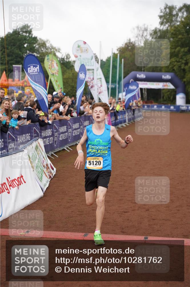 13.09.2026 - Airport Race Dennis Weichert http://msf.ph/oto/10281762 13.09.2026 10:18:10 Ziel  meine-sportfotos.de