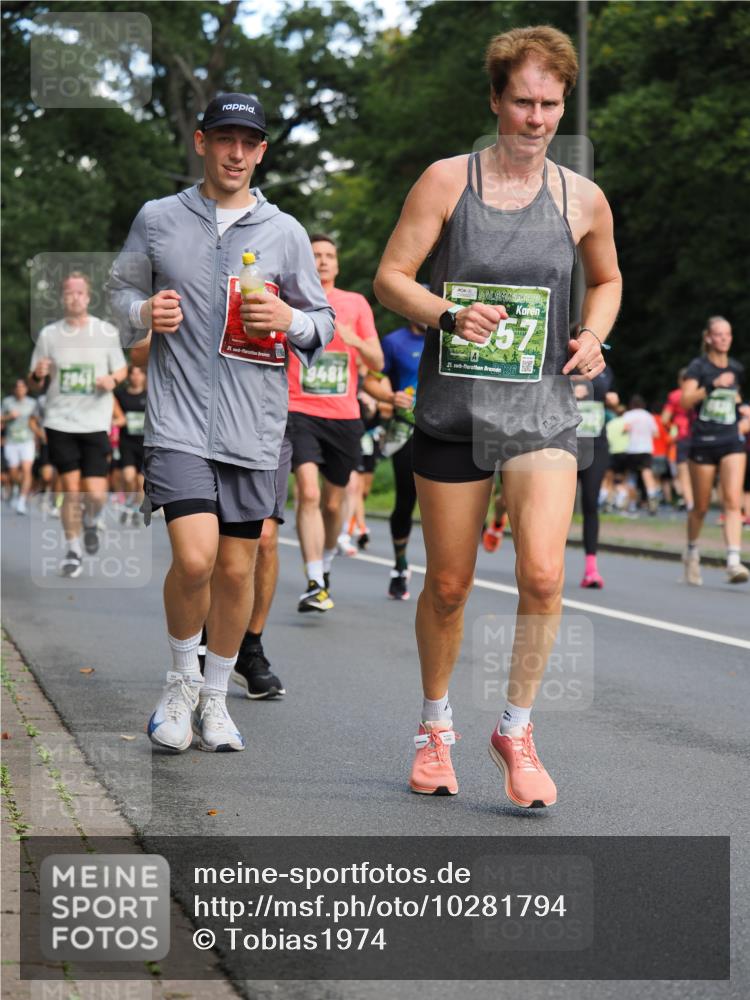 13.09.2026 - 21. swb-Marathon Bremen TobiasT http://msf.ph/oto/10281794 13.09.2026 11:57:13 Laufen 2041, 21, 3481, 57, 21, 26 meine-sportfotos.de
