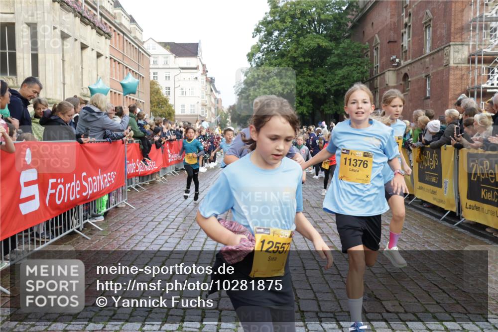 13.09.2026 - Kiel Lauf Yannick Fuchs http://msf.ph/oto/10281875 13.09.2026 08:55:44 Ziel 277, 645, 1150, 1160, 1310, 1712, 2453, 2998, 3253, 4122, 4545, 4682, 5876, 6290, 7748, 7929, 9033, 9302, 10188, 10227, 10271, 10818, 10934, 11439, 11657, 12198, 12712, 114, 329, 589, 1106, 1109, 1297, 1489, 1768, 1952, 2023, 2026, 2272, 2344, 2642, 2932, 3218, 3219, 3356, 3693, 4359, 4760, 4761, 4966, 5225, 5860, 5932, 6206, 6268, 7072, 7207, 7222, 7601, 7852, 7907, 8027, 8546, 9216, 9344, 10222, 10604, 10716, 10817, 10822, 11400, 11469, 11573, 12219, 74, 76 meine-sportfotos.de