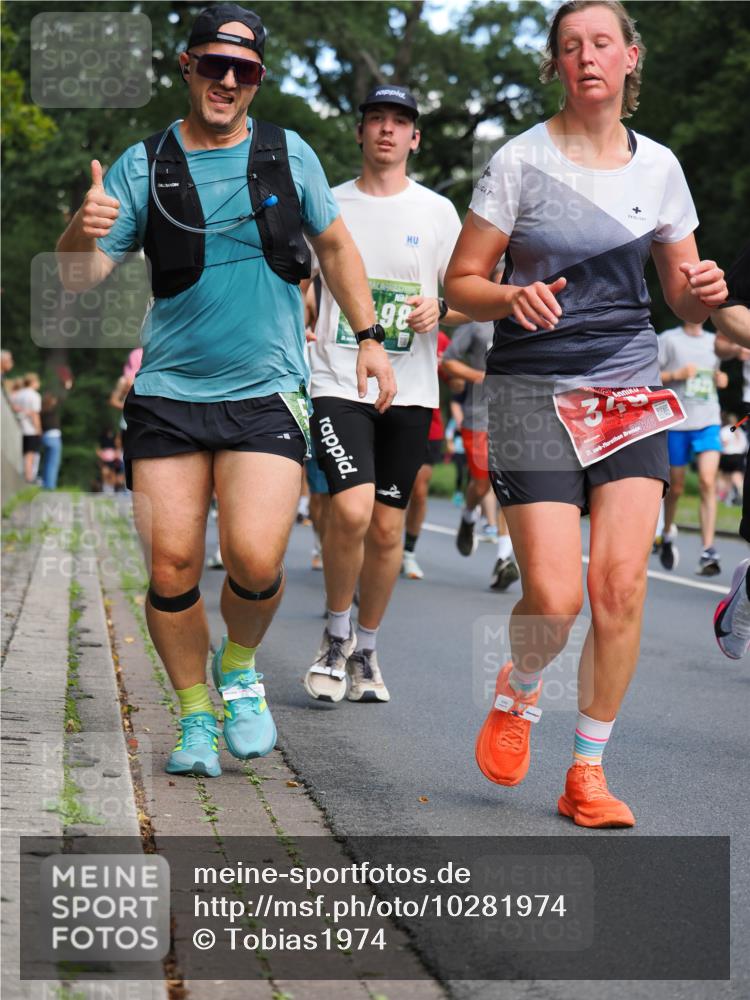 13.09.2026 - 21. swb-Marathon Bremen TobiasT http://msf.ph/oto/10281974 13.09.2026 11:58:13 Laufen  meine-sportfotos.de