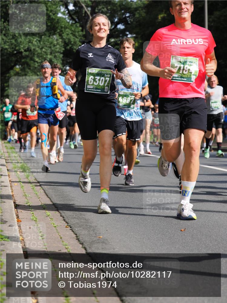 13.09.2026 - 21. swb-Marathon Bremen TobiasT http://msf.ph/oto/10282117 13.09.2026 11:59:53 Laufen 6307, 5877, 21, 4987, 00, 718, 497, 26, 6937 meine-sportfotos.de