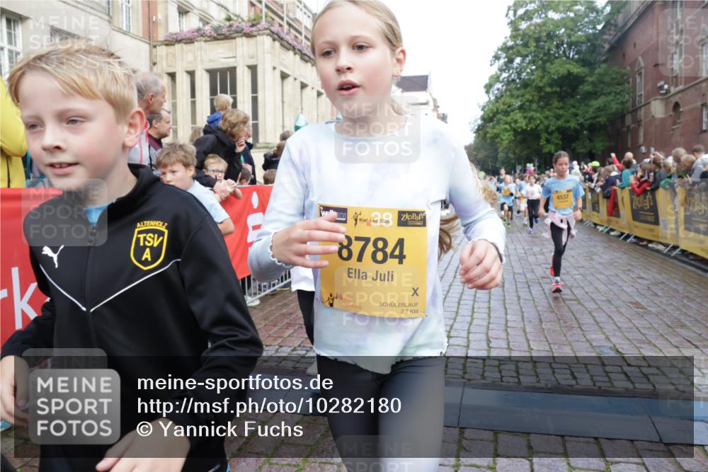 13.09.2026 - Kiel Lauf Yannick Fuchs http://msf.ph/oto/10282180 13.09.2026 08:56:07 Ziel 74, 76, 234, 547, 669, 808, 1126, 1444, 1581, 2143, 2197, 2711, 3179, 3350, 3409, 3454, 5012, 5259, 5759, 6212, 6232, 6738, 7155, 7390, 7489, 7816, 8527, 9374, 9930, 9935, 11376, 11995, 12138, 12242, 12557, 277, 547, 645, 1150, 1160, 1249, 1310, 1712, 2344, 2453, 2998, 3253, 3358, 4122, 4545, 4682, 4755, 5289, 5297, 5547, 5781, 5876, 6290, 7748, 7929, 9033, 9302, 10227, 10271, 10818, 11439, 11657, 12712, 3750, 4023, 5545, 5823, 329, 7207, 7601, 7907, 12219 meine-sportfotos.de