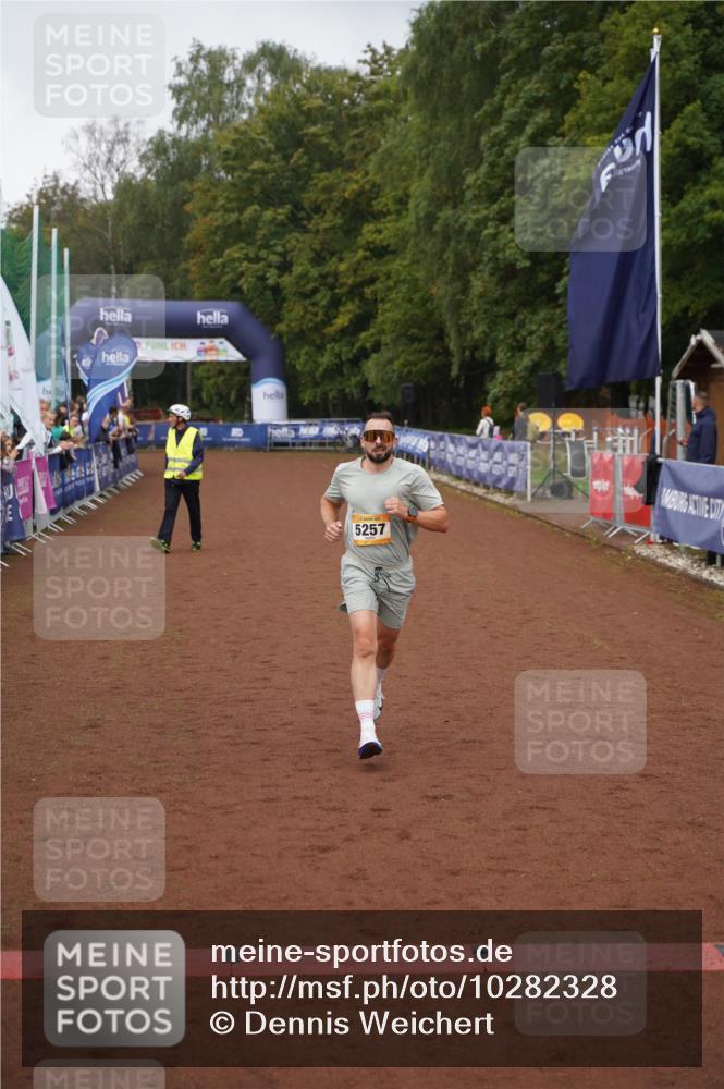 13.09.2026 - Airport Race Dennis Weichert http://msf.ph/oto/10282328 13.09.2026 10:19:37 Ziel 5257, 5451 meine-sportfotos.de