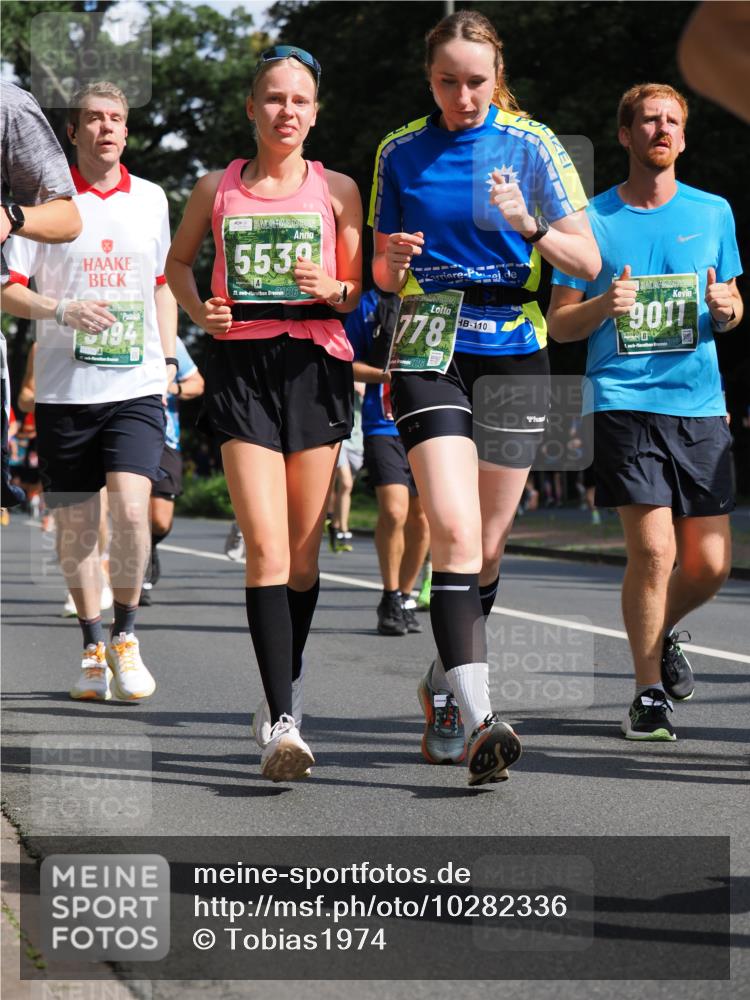 13.09.2026 - 21. swb-Marathon Bremen TobiasT http://msf.ph/oto/10282336 13.09.2026 12:01:01 Laufen 194, 5539, 21, 20, 778, 110, 9011 meine-sportfotos.de