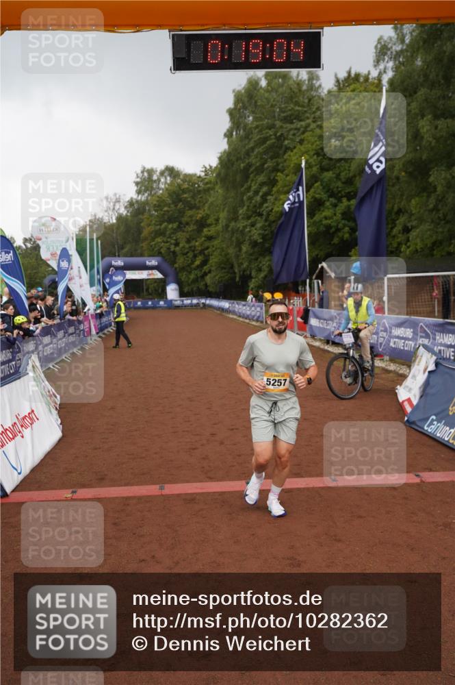 13.09.2026 - Airport Race Dennis Weichert http://msf.ph/oto/10282362 13.09.2026 10:19:38 Ziel 5257 meine-sportfotos.de