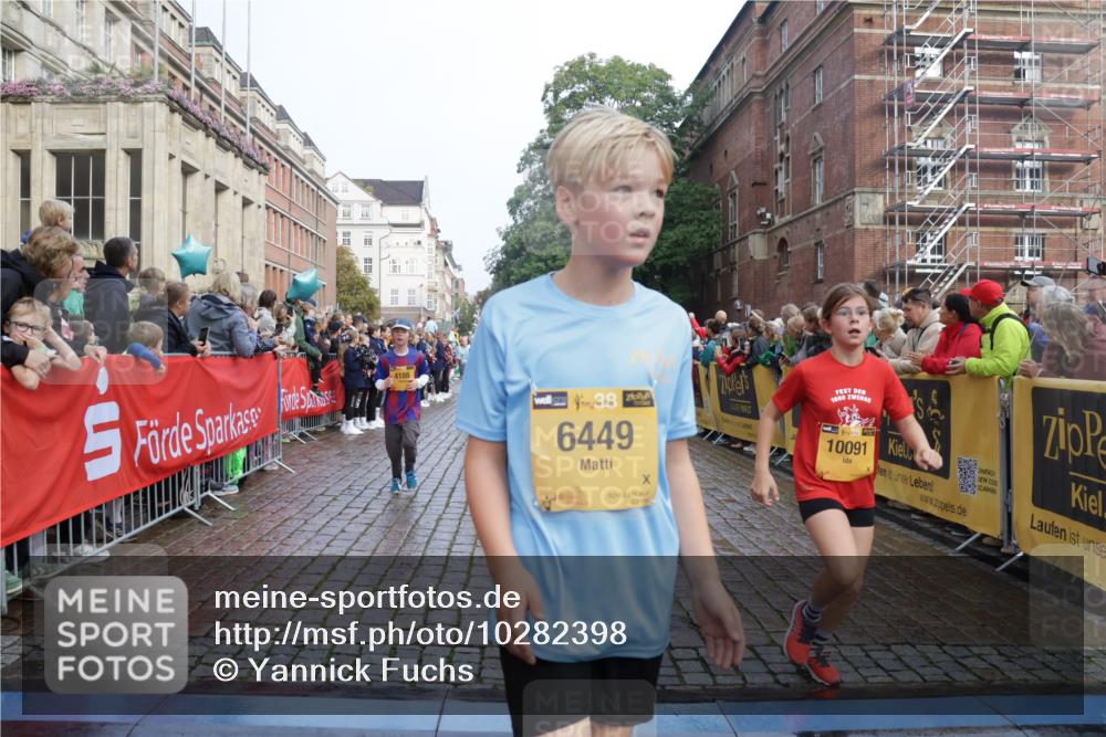 13.09.2026 - Kiel Lauf Yannick Fuchs http://msf.ph/oto/10282398 13.09.2026 08:56:20 Ziel 407, 470, 669, 759, 1009, 1346, 2173, 2497, 2640, 2685, 2719, 3350, 3750, 4023, 4165, 4537, 4602, 5459, 5545, 5687, 5759, 5823, 6003, 6212, 6275, 6371, 6591, 7390, 7702, 7726, 7769, 8056, 8259, 8544, 8784, 8917, 9374, 9957, 10610, 10803, 11310, 11409, 12242, 74, 76, 234, 277, 547, 645, 669, 808, 1126, 1160, 1249, 1310, 1444, 1581, 1712, 2143, 2197, 2711, 3179, 3253, 3350, 3358, 3409, 3454, 4545, 4682, 4755, 5012, 5259, 5289, 5297, 5547, 5759, 5781, 5876, 6212, 6232, 6290 meine-sportfotos.de