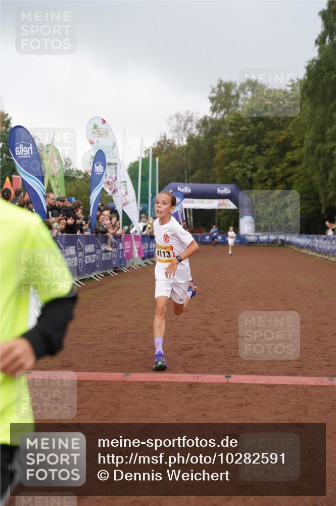 13.09.2026 - Airport Race Dennis Weichert http://msf.ph/oto/10282591 13.09.2026 10:21:02 Ziel 4113, 5240 meine-sportfotos.de