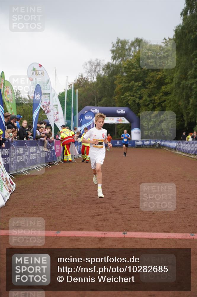 13.09.2026 - Airport Race Dennis Weichert http://msf.ph/oto/10282685 13.09.2026 10:21:09 Ziel 4068 meine-sportfotos.de