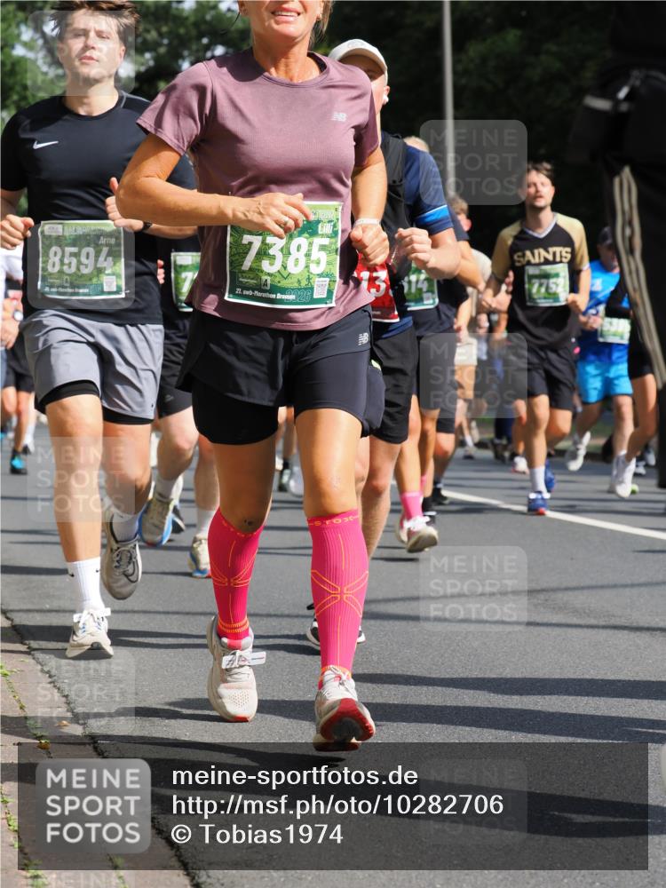 13.09.2026 - 21. swb-Marathon Bremen TobiasT http://msf.ph/oto/10282706 13.09.2026 12:02:38 Laufen 8594, 21, 26, 7385, 21, 26 meine-sportfotos.de