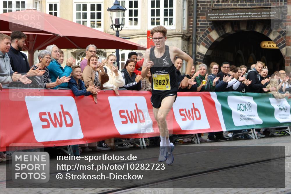 13.09.2026 - 21. swb-Marathon Bremen Strokosch-Dieckow http://msf.ph/oto/10282723 13.09.2026 10:27:16 Ziel 13502, 13627 meine-sportfotos.de