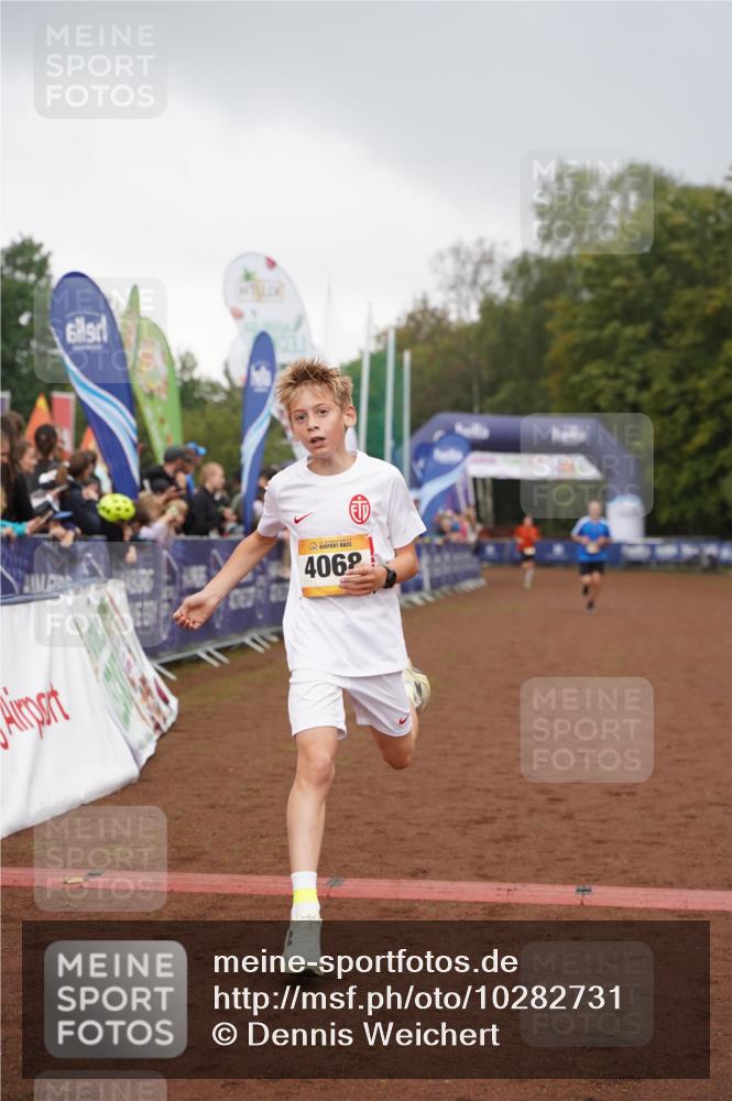 13.09.2026 - Airport Race Dennis Weichert http://msf.ph/oto/10282731 13.09.2026 10:21:11 Ziel 4068, 4188 meine-sportfotos.de