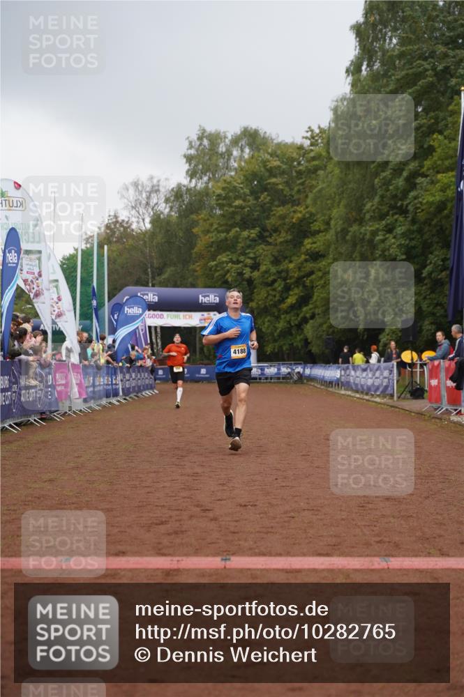 13.09.2026 - Airport Race Dennis Weichert http://msf.ph/oto/10282765 13.09.2026 10:21:15 Ziel 655, 4068, 4188 meine-sportfotos.de