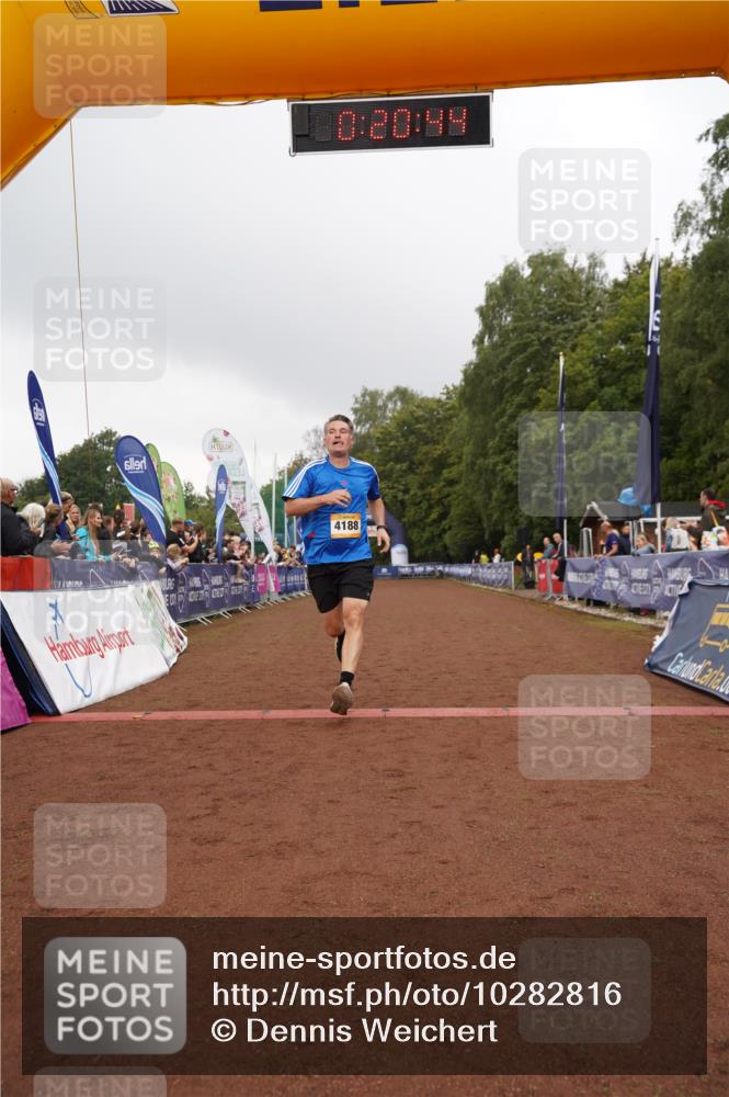 13.09.2026 - Airport Race Dennis Weichert http://msf.ph/oto/10282816 13.09.2026 10:21:17 Ziel 655, 4188 meine-sportfotos.de