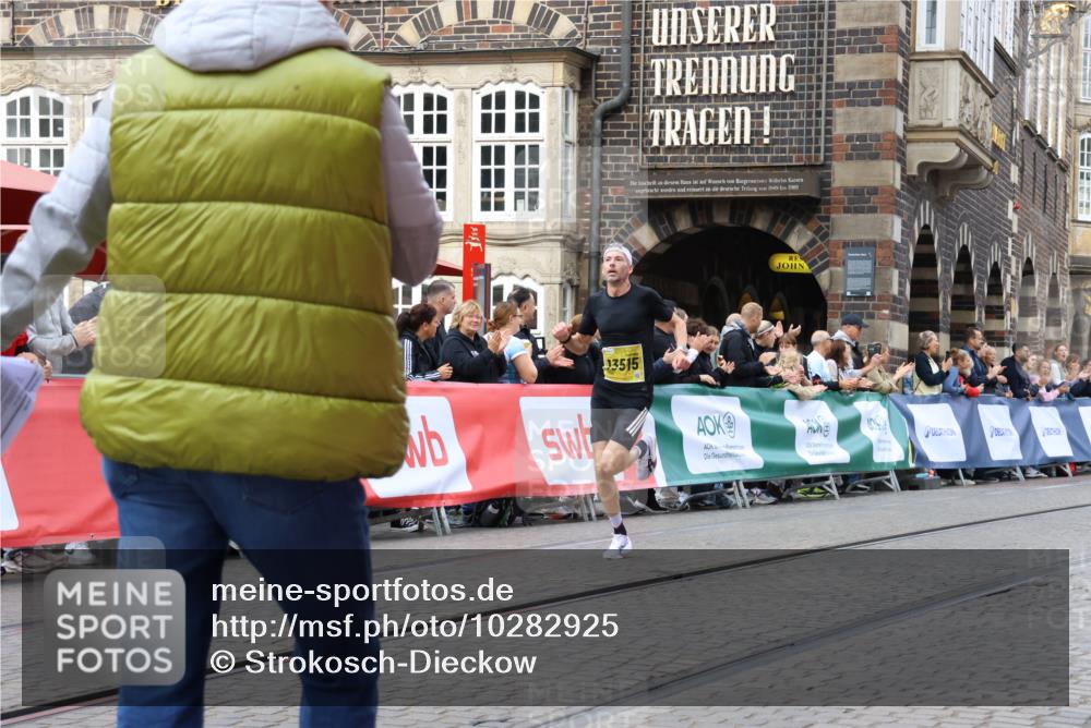 13.09.2026 - 21. swb-Marathon Bremen Strokosch-Dieckow http://msf.ph/oto/10282925 13.09.2026 10:28:45 Ziel 12272, 13515, 13547, 13635, 13624 meine-sportfotos.de