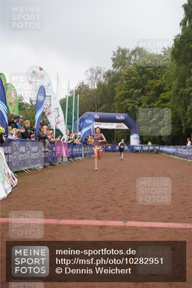 13.09.2026 - Airport Race Dennis Weichert http://msf.ph/oto/10282951 13.09.2026 10:21:41 Ziel 5245, 5300 meine-sportfotos.de