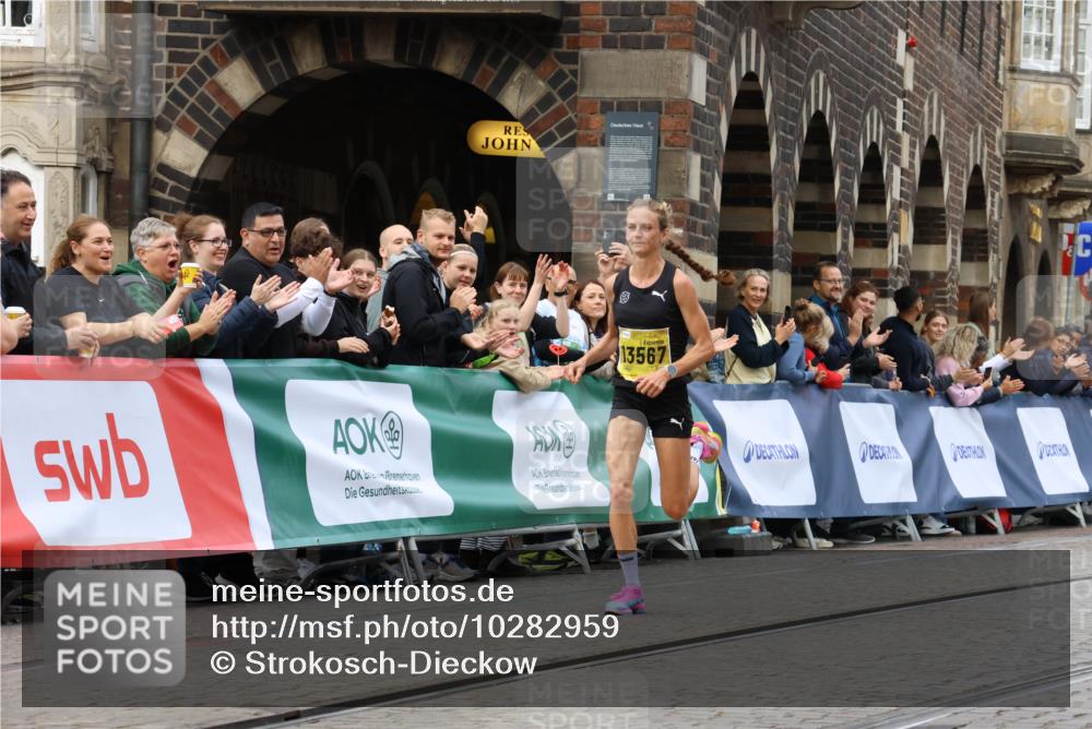 13.09.2026 - 21. swb-Marathon Bremen Strokosch-Dieckow http://msf.ph/oto/10282959 13.09.2026 10:28:47 Ziel 12272, 13515, 13547, 13635, 13614 meine-sportfotos.de