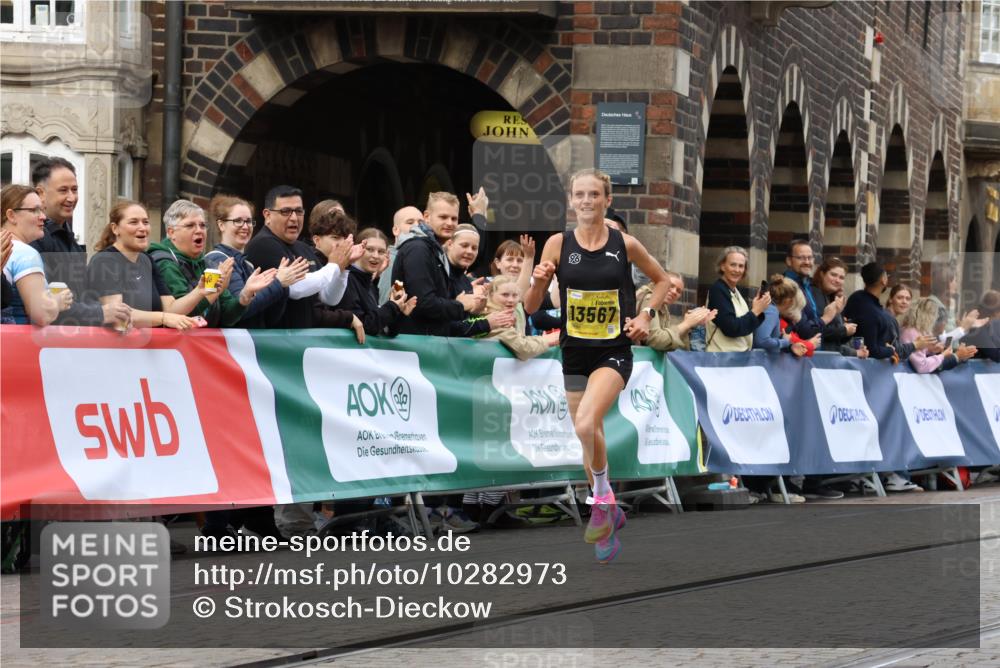 13.09.2026 - 21. swb-Marathon Bremen Strokosch-Dieckow http://msf.ph/oto/10282973 13.09.2026 10:28:48 Ziel 12272, 13515, 13547, 13567, 13635, 13614 meine-sportfotos.de