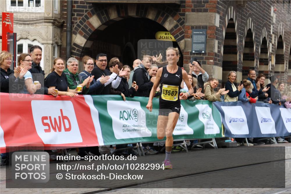 13.09.2026 - 21. swb-Marathon Bremen Strokosch-Dieckow http://msf.ph/oto/10282994 13.09.2026 10:28:48 Ziel 12272, 13515, 13547, 13567, 13635, 13614 meine-sportfotos.de