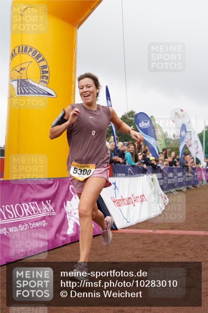 13.09.2026 - Airport Race Dennis Weichert http://msf.ph/oto/10283010 13.09.2026 10:21:45 Ziel 5245, 5300 meine-sportfotos.de