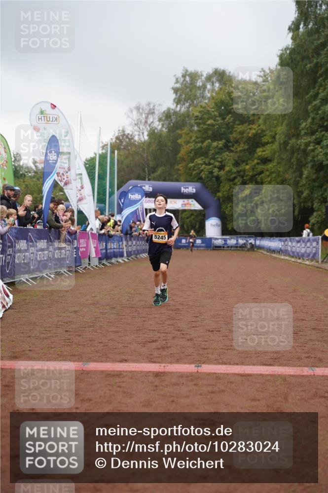 13.09.2026 - Airport Race Dennis Weichert http://msf.ph/oto/10283024 13.09.2026 10:21:47 Ziel 5245, 5300 meine-sportfotos.de