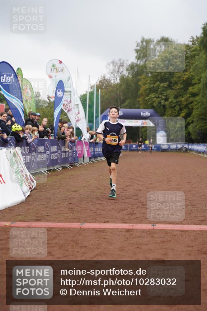 13.09.2026 - Airport Race Dennis Weichert http://msf.ph/oto/10283032 13.09.2026 10:21:47 Ziel 5245, 5300 meine-sportfotos.de