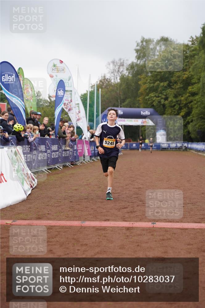 13.09.2026 - Airport Race Dennis Weichert http://msf.ph/oto/10283037 13.09.2026 10:21:48 Ziel 5245, 5300 meine-sportfotos.de