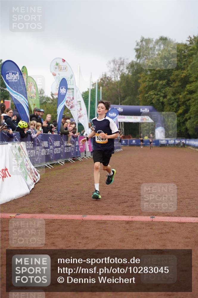 13.09.2026 - Airport Race Dennis Weichert http://msf.ph/oto/10283045 13.09.2026 10:21:48 Ziel 5245, 5300 meine-sportfotos.de